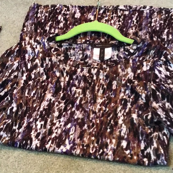 BCBG Sheer long sleeve print top multi color - Picture 4 of 5